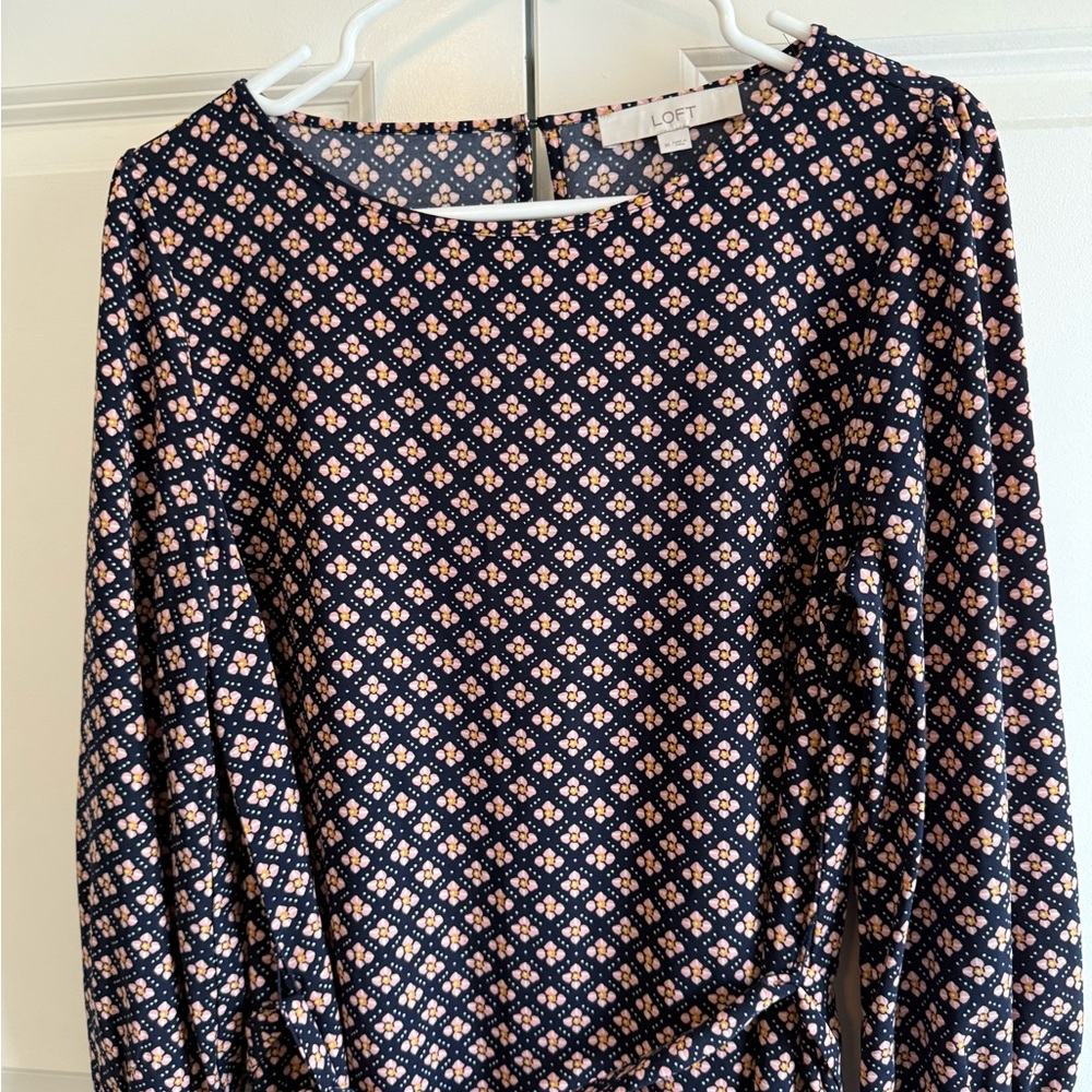 LOFT black with tan and gold Geometric Long Sleeve Dress.. - Picture 3 of 6